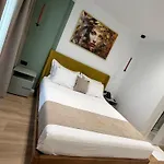 Monaco Szálloda Kamëz