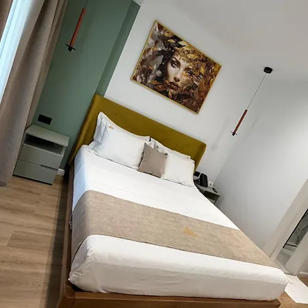 Monaco Hotel Kamez