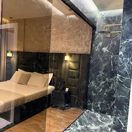 Monaco Hotel 3*